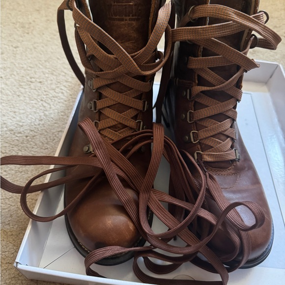 Kodiak Surrey II Winter Boots EXCELLENT CONDITION, Size 10B/42 EU - Picture 2 of 12